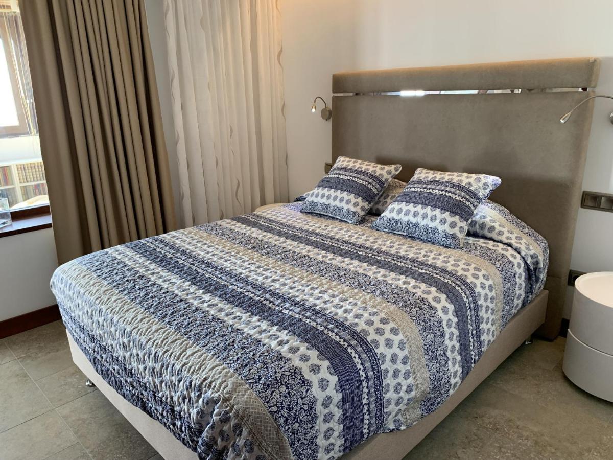 Exclusive Beachfront Apartment Torremolinos - Pool - Paddle - Tenis - Wifi - Central Aircon 외부 사진
