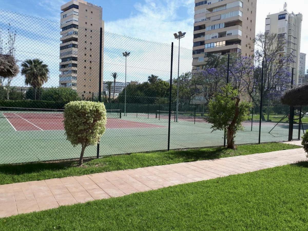 Exclusive Beachfront Apartment Torremolinos - Pool - Paddle - Tenis - Wifi - Central Aircon 외부 사진
